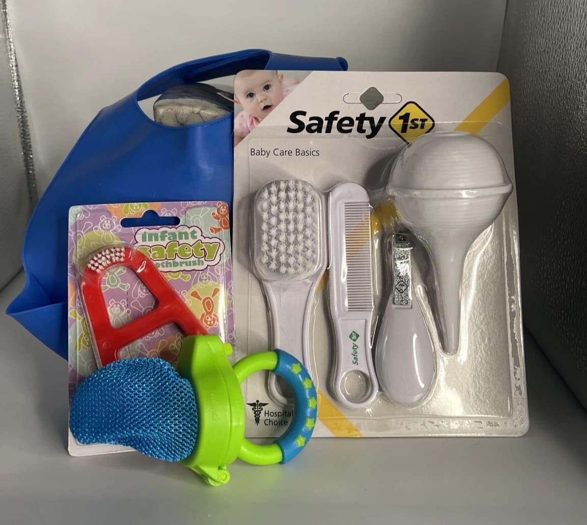 Munchkin Baby Nail Clippers Set