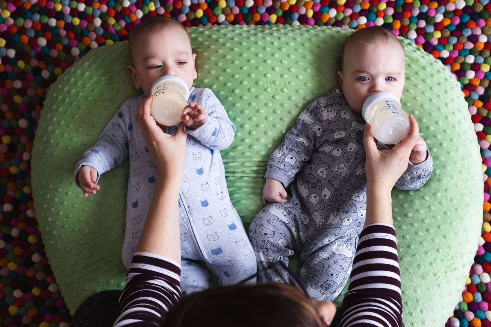 Twin Feeding Schedule: The First Three Months