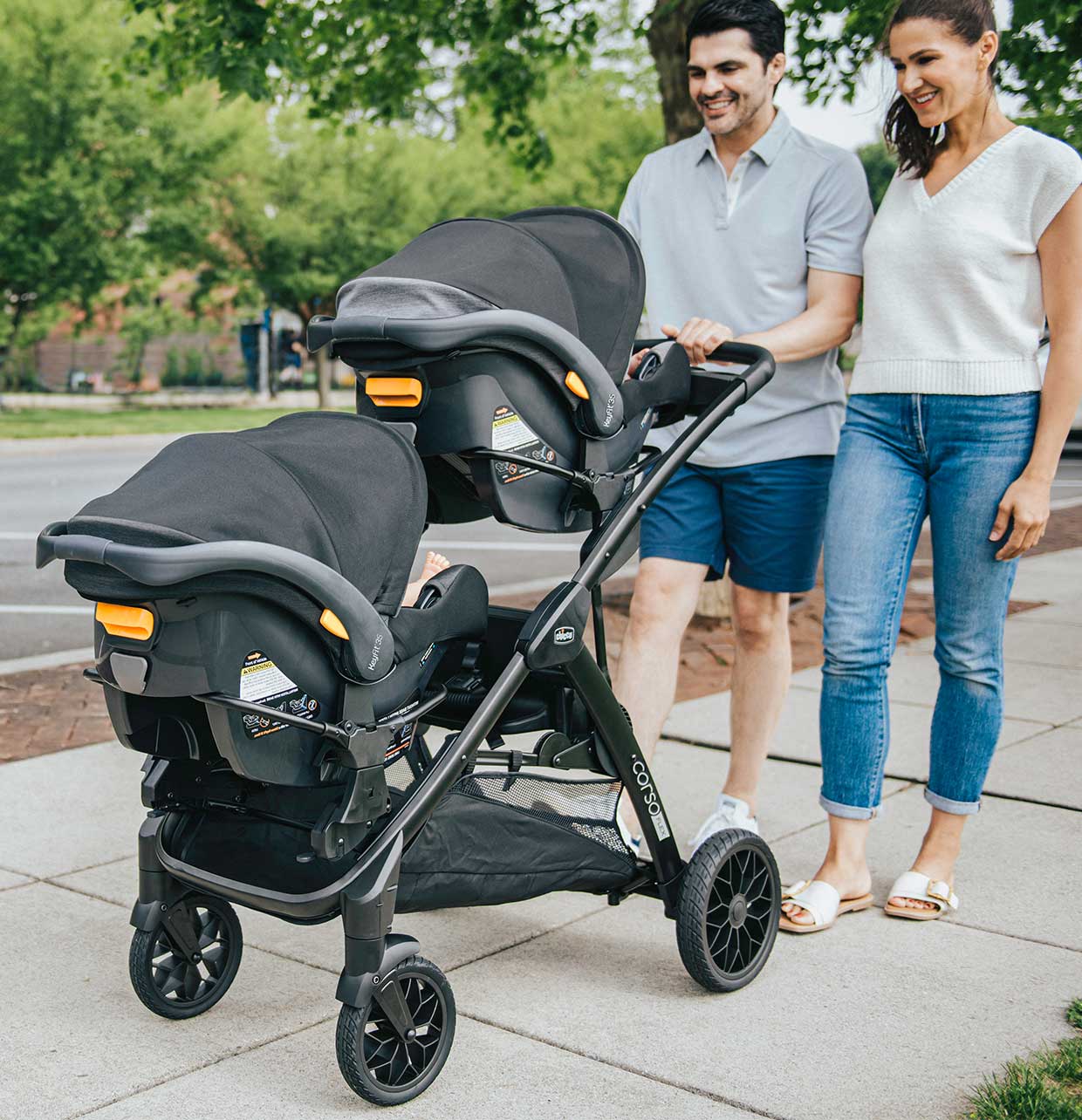 Best Twin Strollers for City Apartments