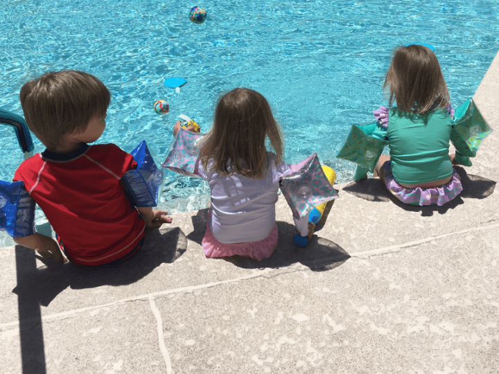 Preparing an Older Sibling for Twins: Suddenly Outnumbered